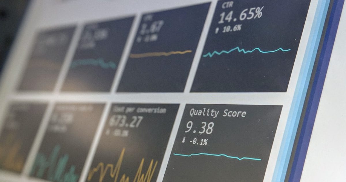BI Self-Service vs. Relatórios Estáticos: Qual a Melhor Opção?