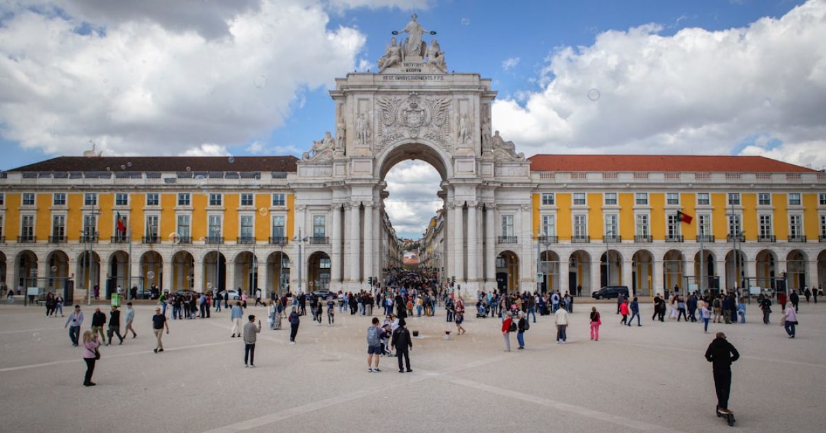 Domínios .eu, .pt ou .org.pt: Escolhe o Certo para a Tua Marca